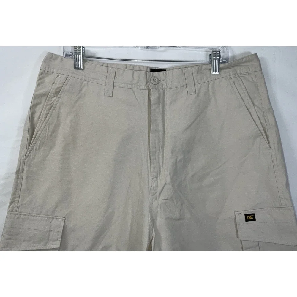 NWT Men's Caterpillar CAT Workwear Cargo Shorts Stone‎ - Size 38